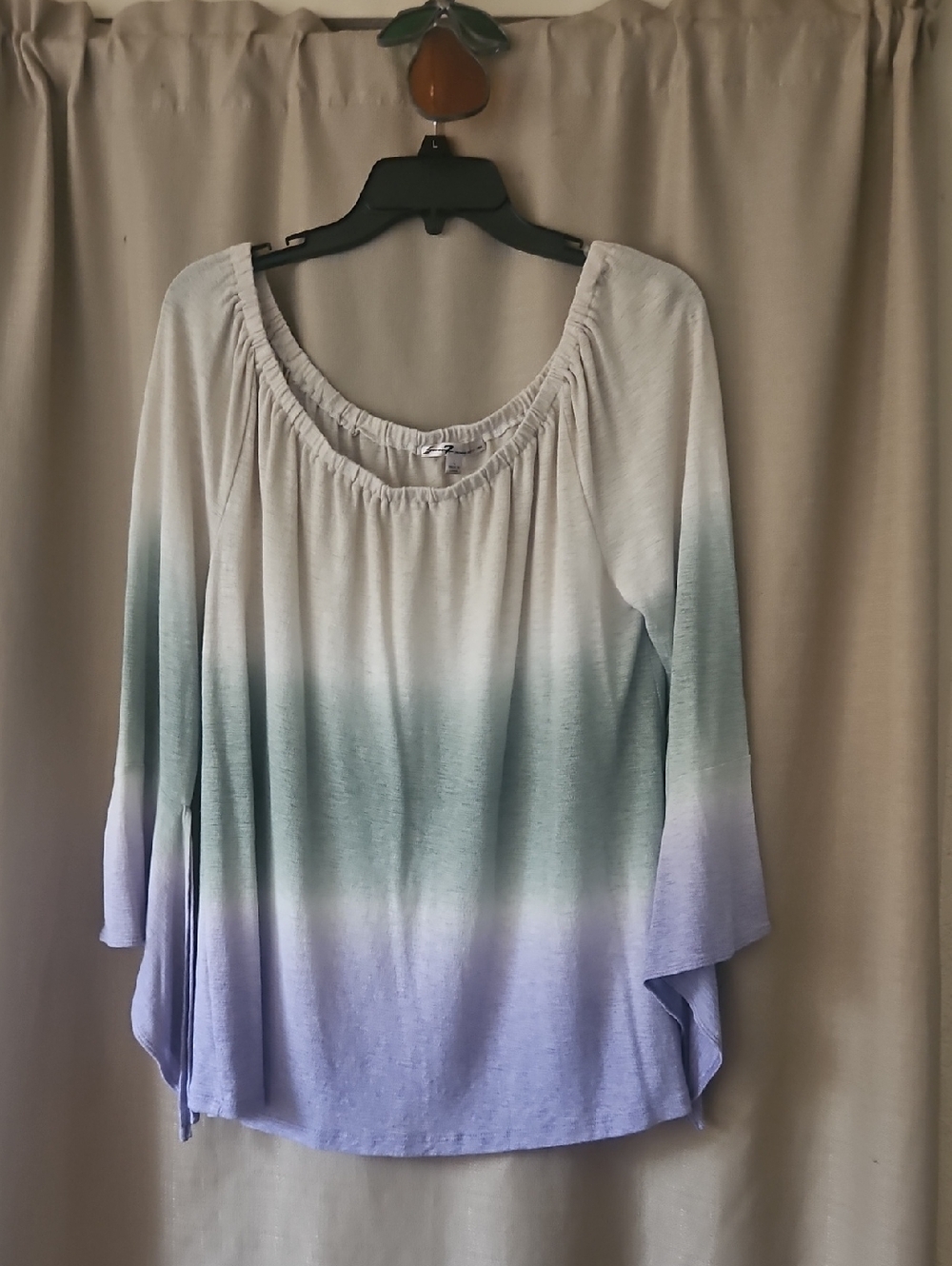 EUC Melissa McCarthy Seven7 Ombre Top